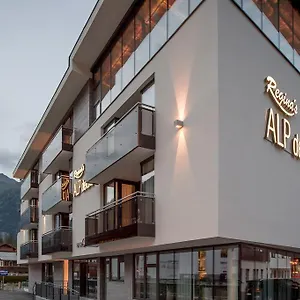 The Deluxe By Regina Aparthotel